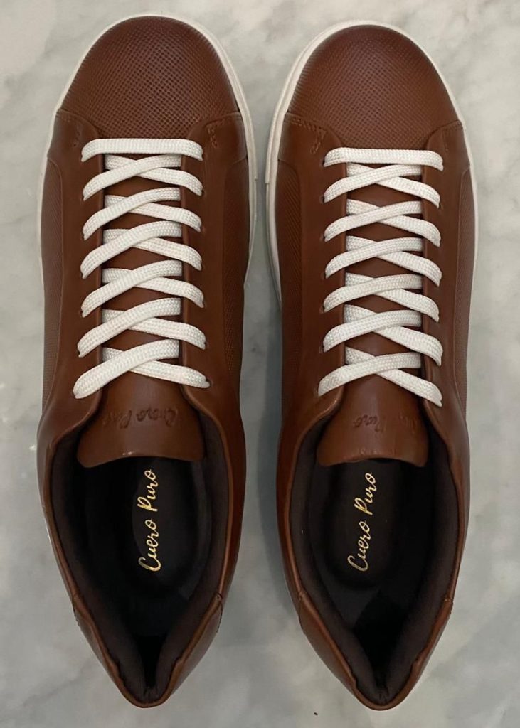 Sneaker